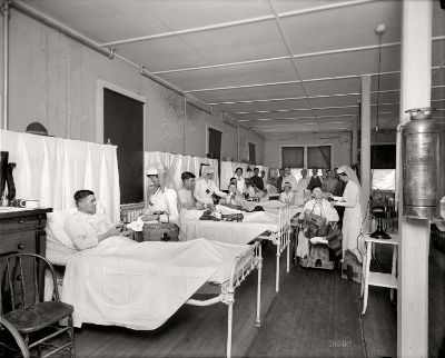 Enfermera hospital clinico 