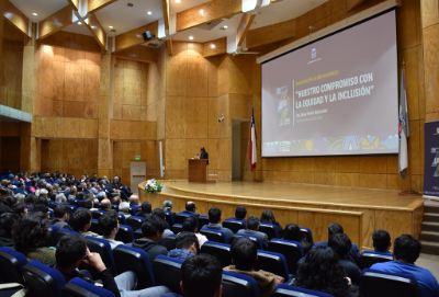 La Rectora Rosa Devés realizó un repaso de los tres periodos de transformación institucional que se pueden reconocer en la Universidad de Chile.