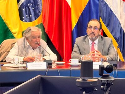 La instancia, organizada en Montevideo, Uruguay, por la Asociación Latinoamericana de Integración (ALADI), el Banco de Desarrollo de América Latina y el Caribe (CAF) y el Centro de Formación para la Integración Regional (CEFIR), reunió a importantes personalidades, expertos y autoridades políticas del continente.