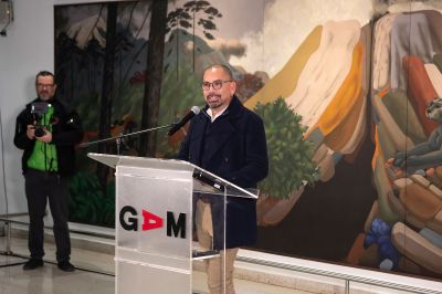 El director ejecutivo del GAM, Felipe Mella, sostuvo que esta obra “es una oportunidad única para explorar el legado de Eduardo Martínez Bonati y su impacto en el arte chileno".