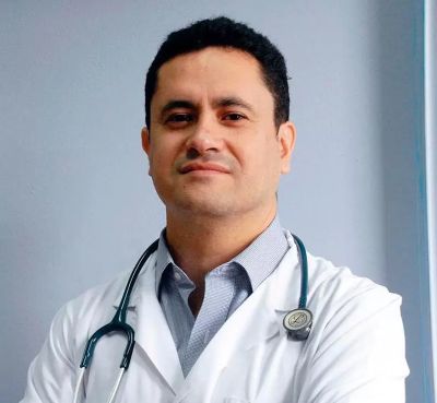 El pediatra Guillermo Zepeda celebró que este año el invierno se enfrente con nuevas influencias, como la llegada del medicamento Nirsevimab para enfrentar virus respiratorio sincicial (VRS) en lactantes menores de seis meses.