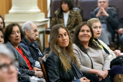 Para Pilar Barba, Vicerrectora de Extensión y Comunicaciones, fue “un honor estar en esta significativa ocasión en la que conmemoramos 110 años del nacimiento del poeta".