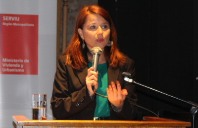 Yasna Contreras, académica del Departamento de Geografía FAU y fundadora del IG ViviendaMigrante