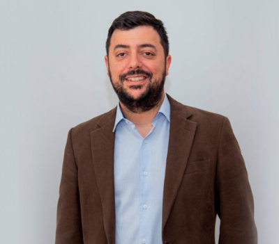 Ezio Costa, abogado de la Universidad de Chile y director ejecutivo de la ONG Fima