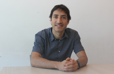 Javier Morales, académico del Departamento de Ciencias y Tecnología Farmacéuticas de la Casa de Bello.
