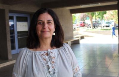 Subdirectora de la Escuela de Salud Pública UCH y parte del comité editorial del Policy Brief, Lorena Rodríguez