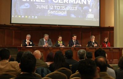 El Foro Chile-Alemania tiene como objetivo fortalecer la cooperación académica internacional entre instituciones de educación superior a través de un debate conjunto que involucra a la academia, la industria y los gobiernos de ambos países. 