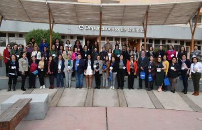 Más de 80 representantes de los proyectos InES Género de distintas regiones del país se congregaron en dos jornadas de trabajo en el marco del "V Encuentro Red InES-Género 2023", efectuado  en la Universidad de Antofagasta.