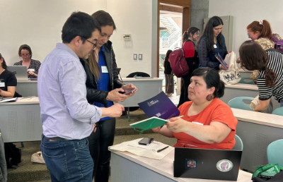 Durante la última jornada del ciclo de talleres, se dio a conocer el “Repositorio de Académicas e Investigadoras de la Universidad”, una plataforma que permitirá visibilizar el trabajo investigativo y académico de las integrantes de la Red de Académicas e Investigadoras de la institución. 