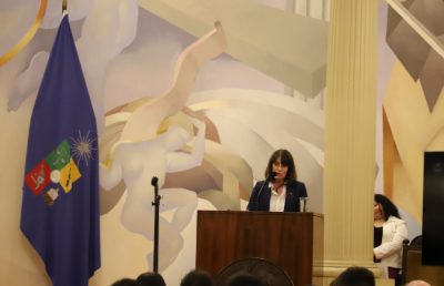 La Prorrectora de la Universidad de Chile, Prof. Alejandra Mizala, felicitó la realización del Encuentro, indicando que “reafirma el compromiso de la Universidad con un desarrollo sostenible y con la generación de conocimiento.