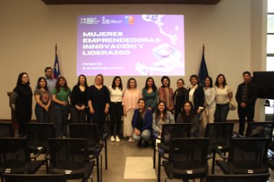 Charla impulsada por Ciencia 2030 y Oficina de Género y Diversidades de Campus Sur destaca el rol de mujeres en emprendimiento científico