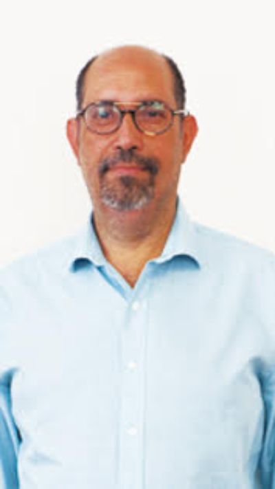 Senador Universitario Claudio Olea Azar, académico de la Facultad de Ciencias Químicas y Farmacéuticas.
