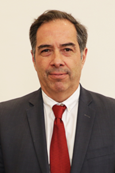 Senador Universitario Miguel O'Ryan.