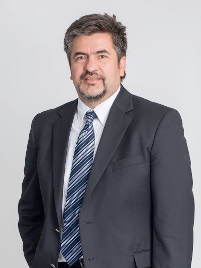 Prof. Sergio Olavarrieta Soto