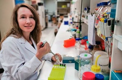 Claudia Stange, académica de la Facultad de Ciencias y parte del claustro del DCSAV