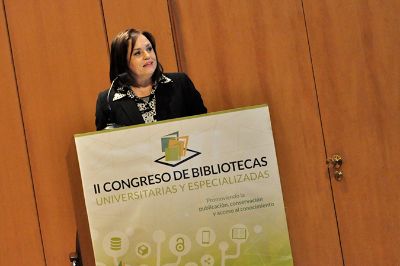 Gabriela Ortúzar, Directora de SISIB, se refirió en su intervención a los desafíos actuales que enfrentan las bibliotecas.
