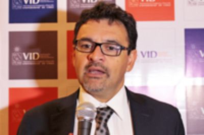 Vicerrector de Investigación y Desarrollo, Flavio Salazar.