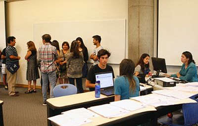 Los jóvenes que ingresan por vías de admisión especial representan cerca de un 16 por ciento del total de los estudiantes de la Universidad de Chile. 