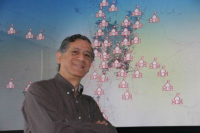 El Director de la tecnología e investigador del CMM, Jorge Amaya. 