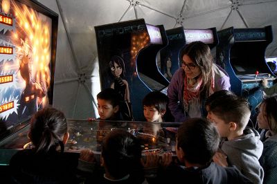 El Domo de las Ciencias incluyó juegos, flipper, cómics y una aplicación interactiva del cerebro 3D.