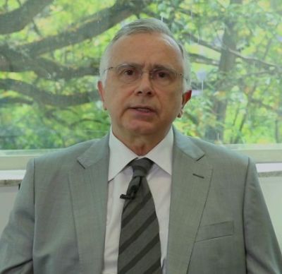 Prof. Ricardo Terra, presidente del Grupo de trabalho sobre atividade docente de la Universidad de Sao Paulo.