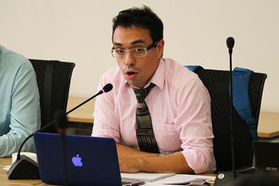 Senador Universitario Daniel Burgos.