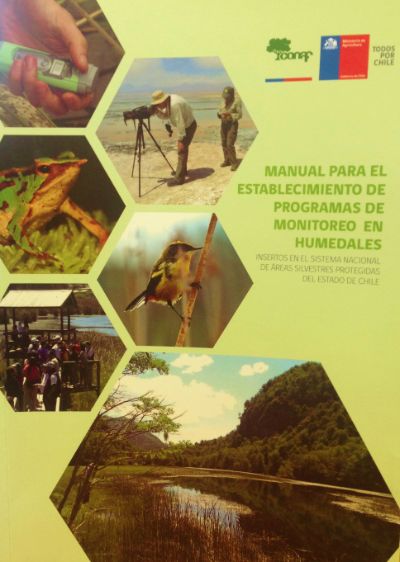 El Manual es una edición conjunta entre CONAF y la Fac. de Ciencias Forestales y de la Conservación de la Naturaleza de la Universidad de Chile, con el apoyo financiero de RAMSAR.