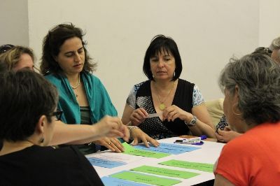 En el curso del proyecto se realizó un taller participativo para recoger la impresión de los académicos sobre los criterios para valorar la docencia. 