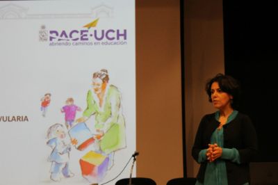 Mónica Manhey, directora de la carrera de Pedagogía en Educación Parvularia. 