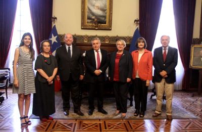 Potenciar los convenios de cooperación entre las universidades del estado de Baden-Württemberg y la U. de Chile fue uno de los principales objetivos de la visita.