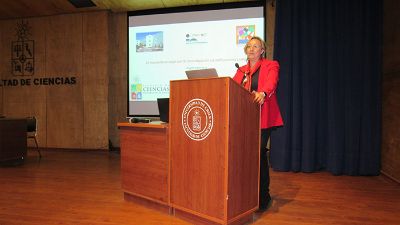 La directora del Instituto de Neurociencia de Alicante (España), Ángela Nieto, también participó de la jornada.