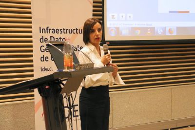 "Estamos mandatados todos los organismos del Estado a trabajar con datos normalizados para poder interoperar con otros sistemas", explicó Macarena Pérez, secretaria ejecutiva de SNIT.
