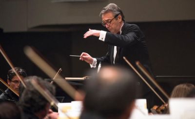 El programa especial en homenaje al multifacético músico estadounidense será dirigido por el titular de la Orquesta Sinfónica Nacional de Chile, Leonid Grin.