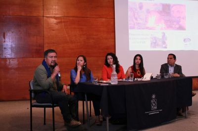 Héctor Llaitul, Verónica Figueroa Huencho, Karla Palma Millanao, Paula Huenchumilla y Claudio Millacura, participaron de la actividad.