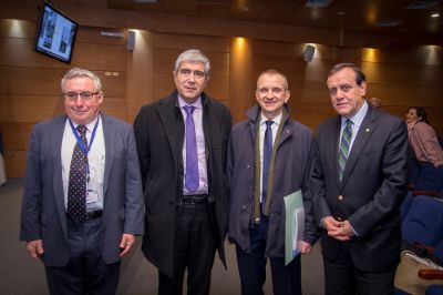 De la ceremonia inaugural participaron los rectores Ennio Vivaldi, Carlos Saavedra e Ignacio Sánchez junto al embajador de Italia en Chile, Mauro Battocchi.