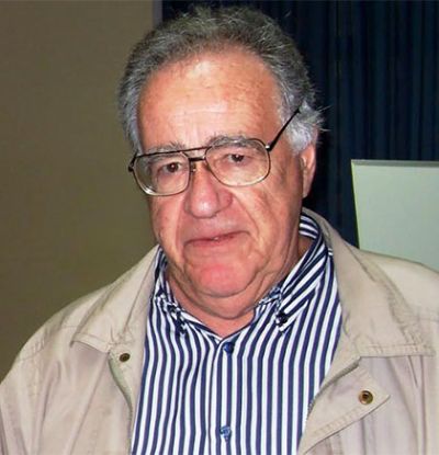 Edmundo Acevedo ha contribuido notablemente a la investigación respecto a un tema de urgencia global: la captura de carbono en los suelos.