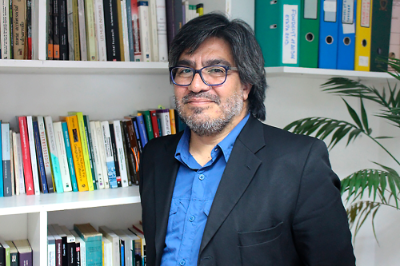 El director del Departamento de Geografía y coordinador del position paper, Enrique Aliste.