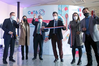 CeTa es una colaboración público privada con participación de la Universidad de Chile y otros planteles.