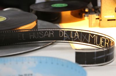 Más de 400 películas chilenas y archivos audiovisuales estarán disponibles en la web www.cinetecavirtual.uchile.cl.