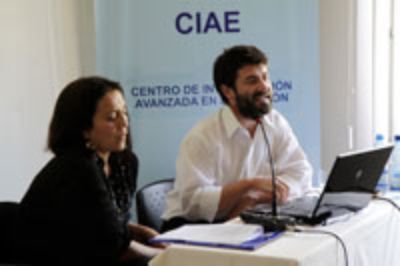 Con la participación de más de 70 investigadores, expertos y docentes de la Universidad de Chile, Concepción y Valparaíso, se realizó conjuntamente el 2º Seminario final de proyectos CIAE 2009-2010.