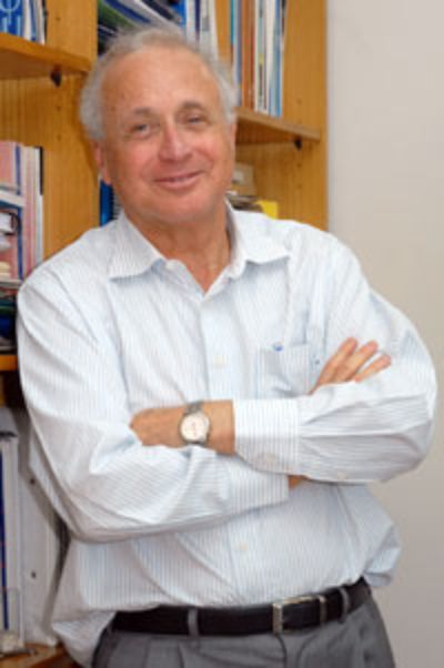 Prof. Andrés Weintraub.