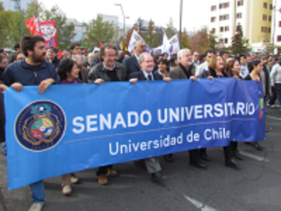 Fueron convocados académicos, funcionarios y estudiantes de la Universidad de Chile.