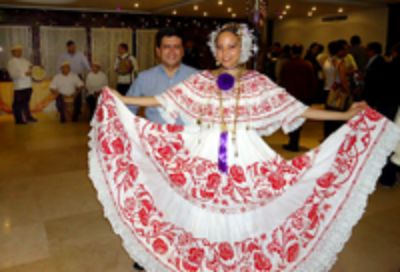 El evento presentó el baile y música tradicional de Panamá.