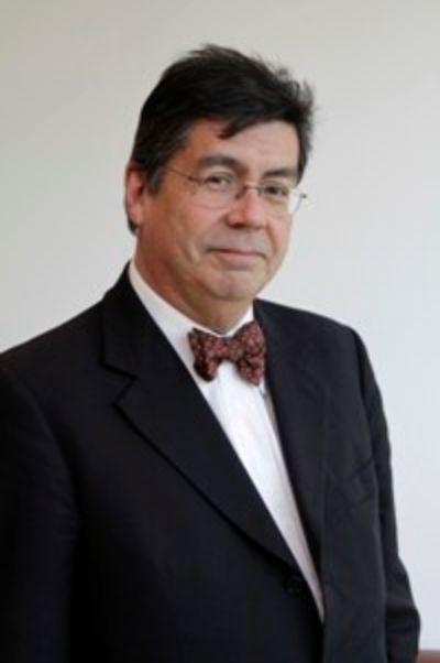 Senador Universitario Luis Riveros.