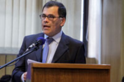 El Vicerrector de Asuntos Académicos de la U. de Chile, Patricio Aceituno.