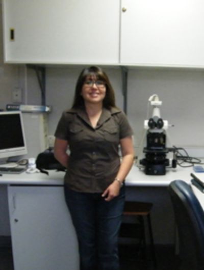 La Académica del INTA, Verónica Cambiazo en su laboratorio