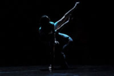 Respecto al trabajo que ha compartido junto al Ballet Nacional Chileno James Cousins lo califica simplemente como "genial".