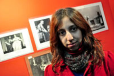Macarena Marambio, estudiante de cuarto año de la Licenciatura en Artes con mención en actuación teatral. 