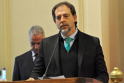 El Senador Guido Girardi.