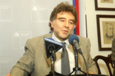 Patricio Felmer, Premio Nacional de Ciencias 2012 y actual miembro del jurado, definió al Profesor Del Pino como un "motor de la matemática chilena".
